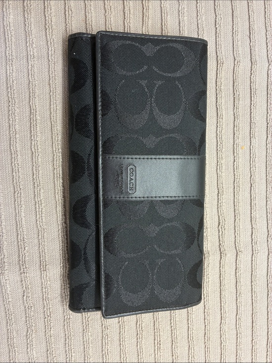 Coach Handbags - Coach Black Signature Continental Clutch Wallet